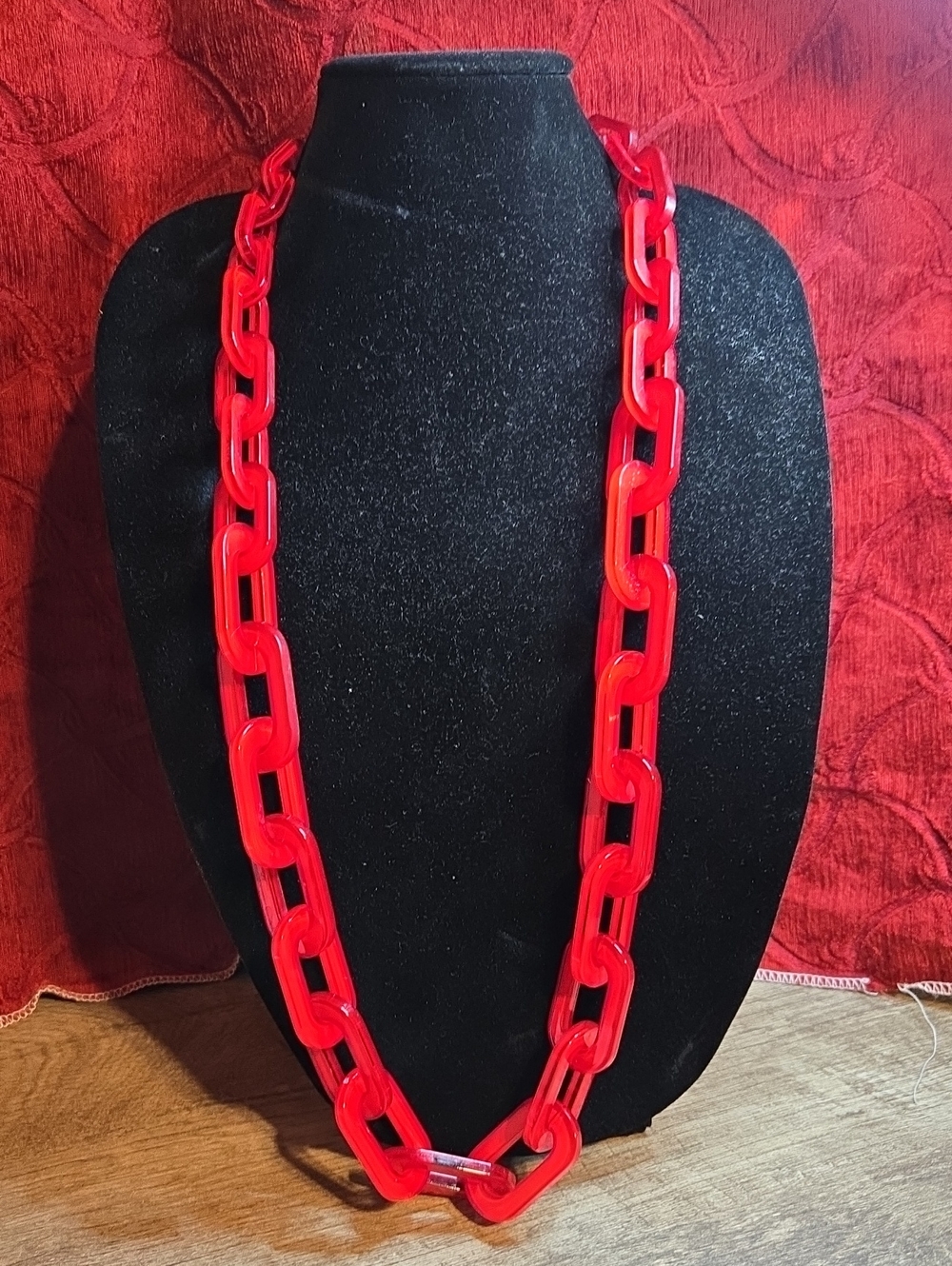 Rara Avis by Iris Apfel 36" Acrylic Chain Link Statement Necklace - Red Lucite
